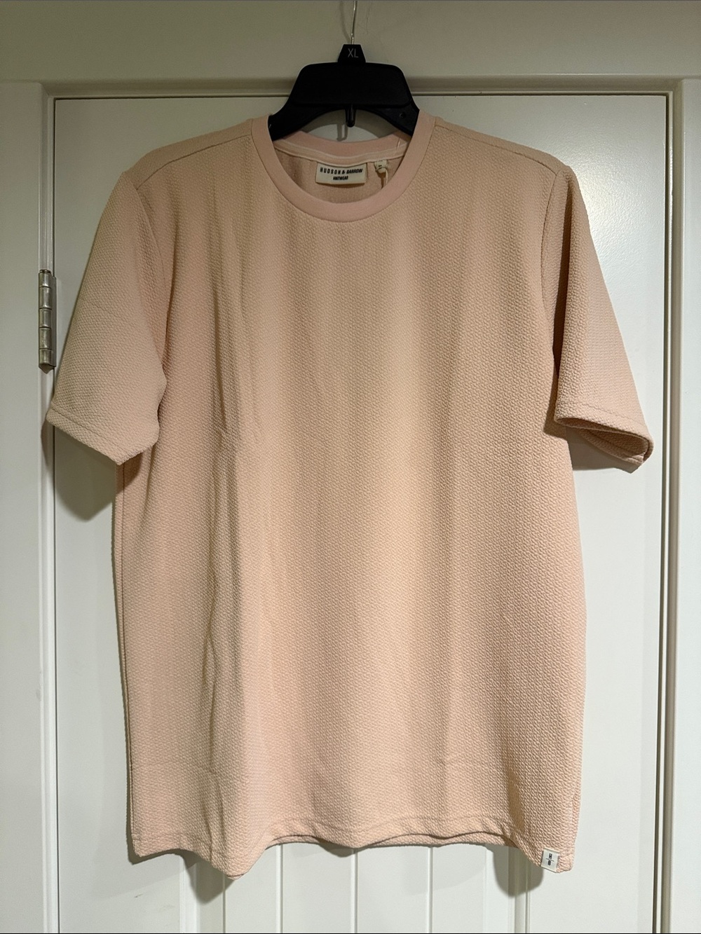 Hudson & Barrow Knitwear Pale Pink Textured Short Sleeve Crew Neck Tee